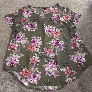 Torrid blouse, dressy, work top olive army green purple rose floral 1X